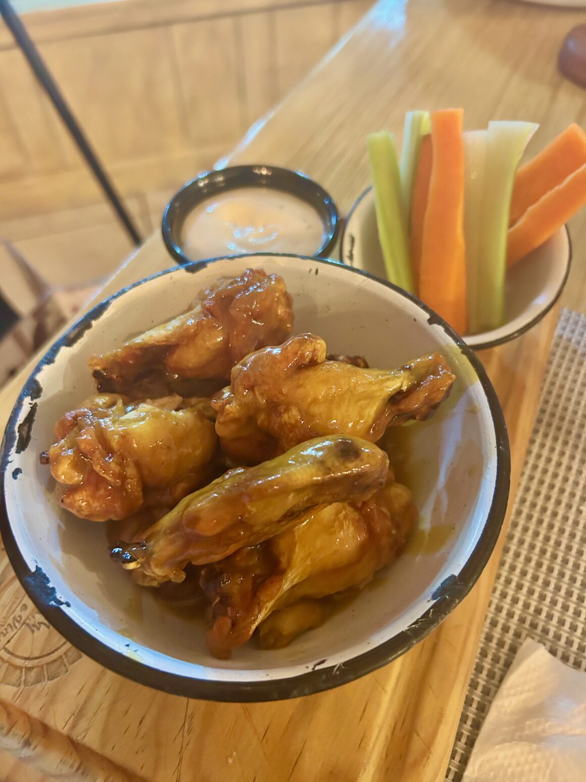 Pane y Vino Chicken Wings